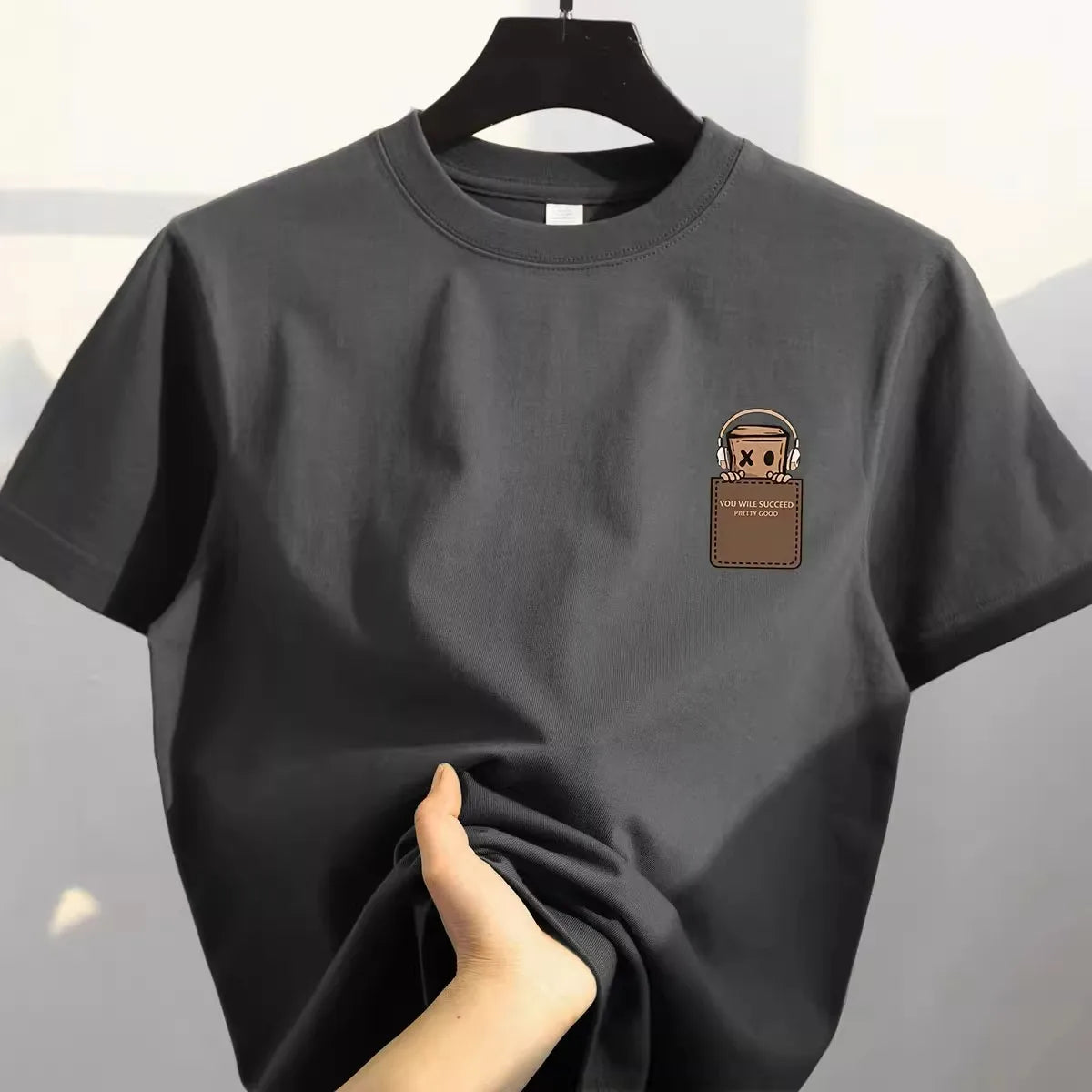 Camiseta de algodón puro con ajuste holgado retro, estilo casual, top de algodón estampado de estilo coreano para hombre, etiqueta cortada